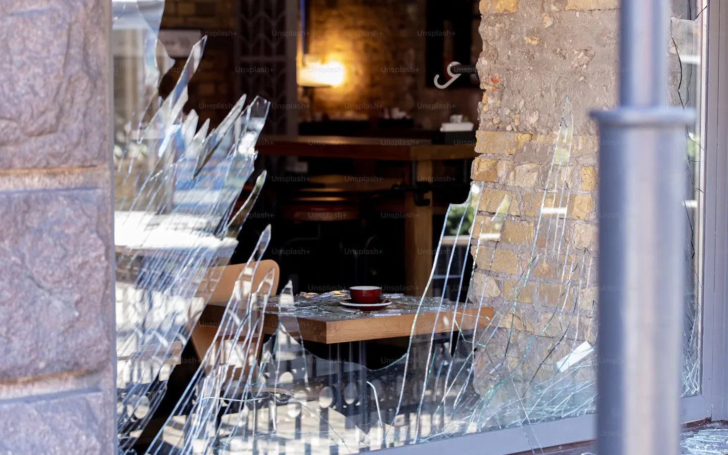 Gallery and collector services